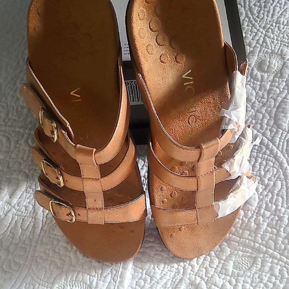 Vionic Women's Adjustable Triple Strap Rose Gold Sandals NEW